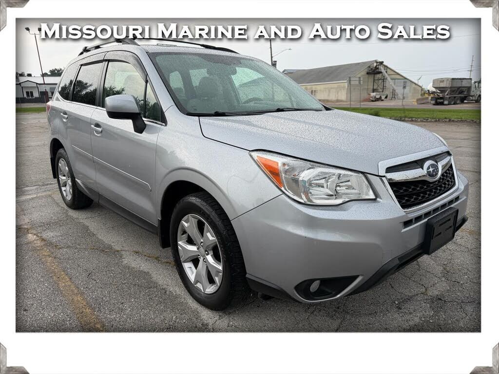 2015 SUBARU Forester