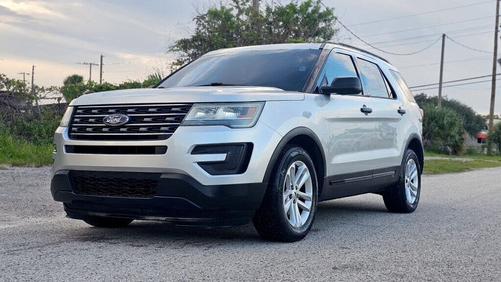 2016 FORD Explorer