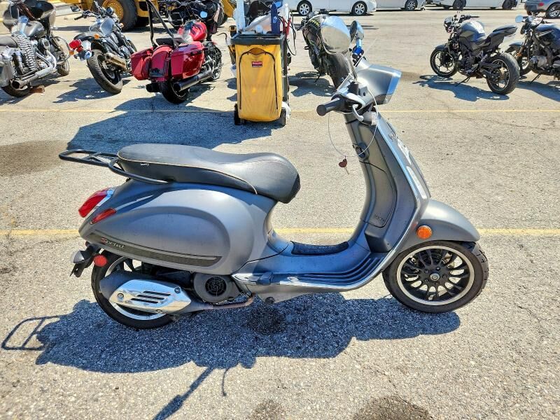2016 PIAGGIO AND VESPA Primavera