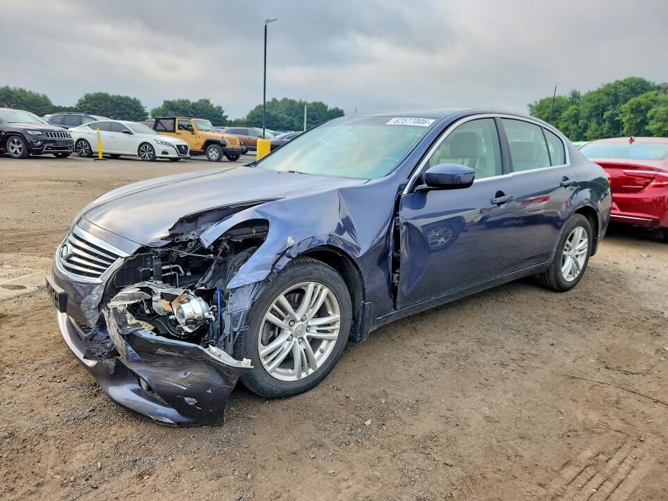 2011 INFINITI G37