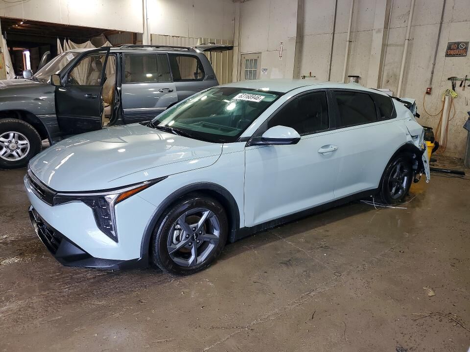 2025 KIA K4