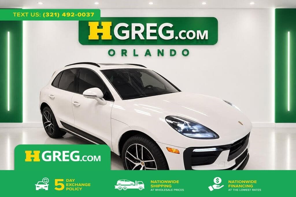 2024 PORSCHE Macan