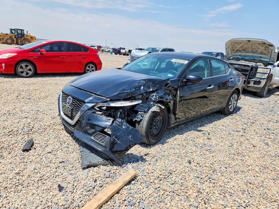 2020 NISSAN Altima