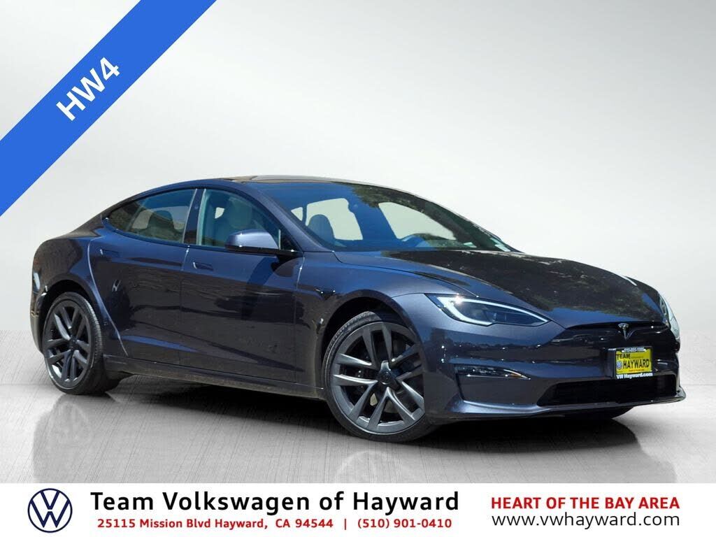 2024 TESLA Model S