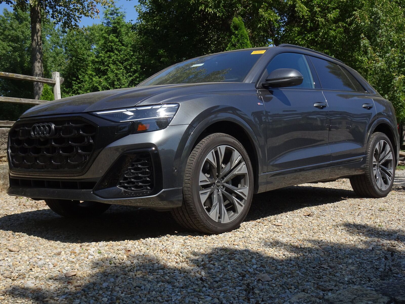 2025 AUDI Q8