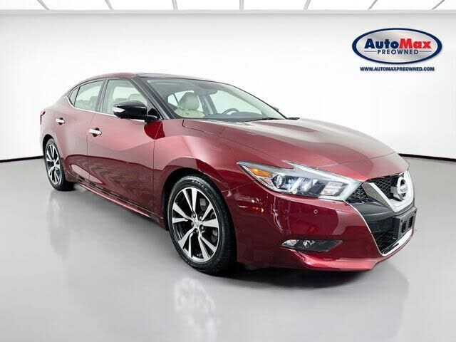 2017 NISSAN Maxima