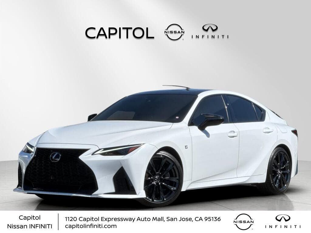 2025 LEXUS IS