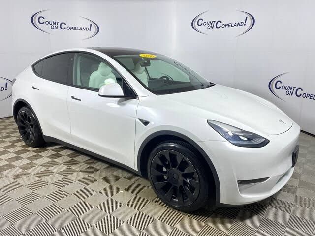 2021 TESLA Model Y