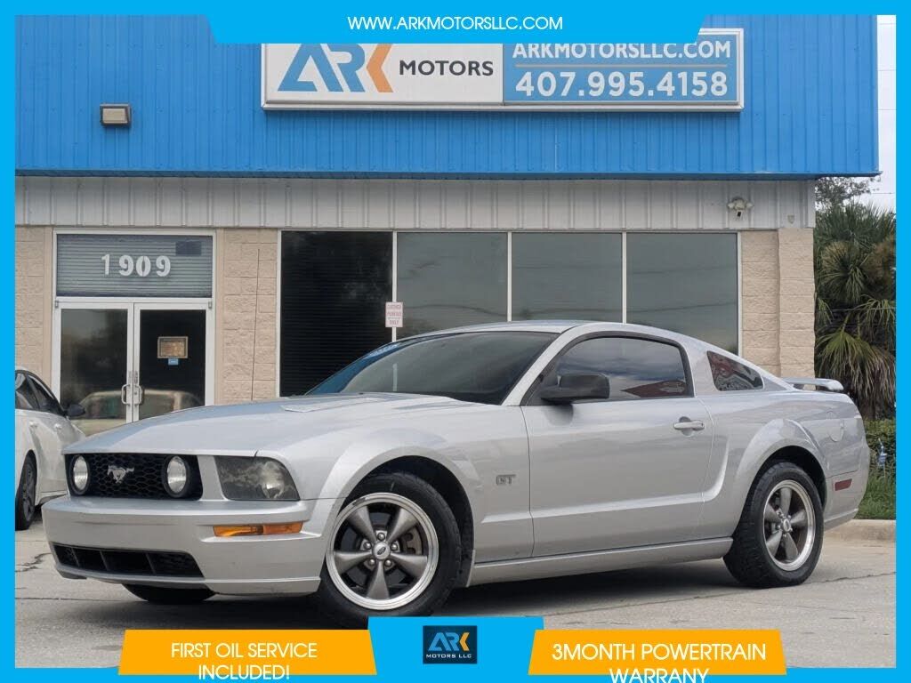 2005 FORD Mustang
