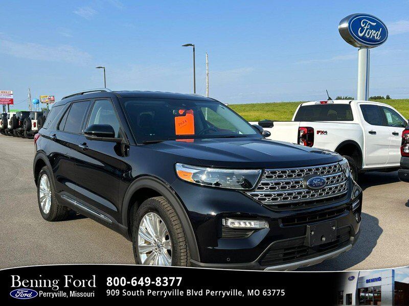 2021 FORD Explorer