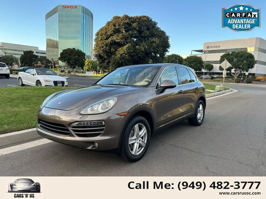 2014 PORSCHE Cayenne