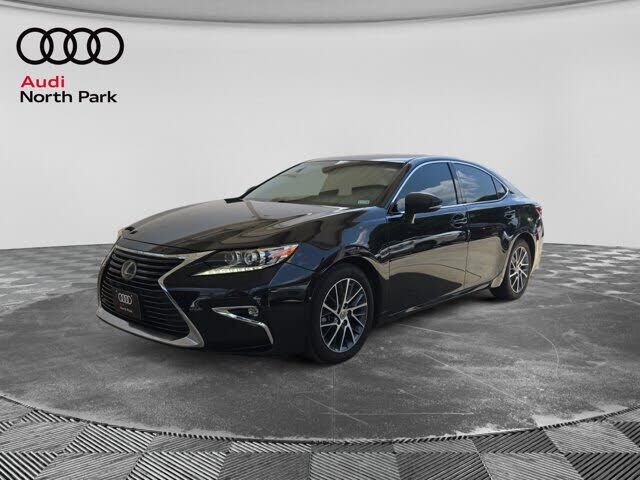 2016 LEXUS ES