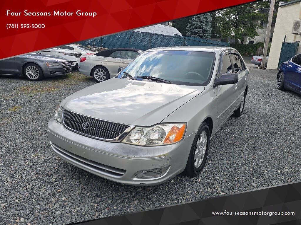 2002 TOYOTA Avalon