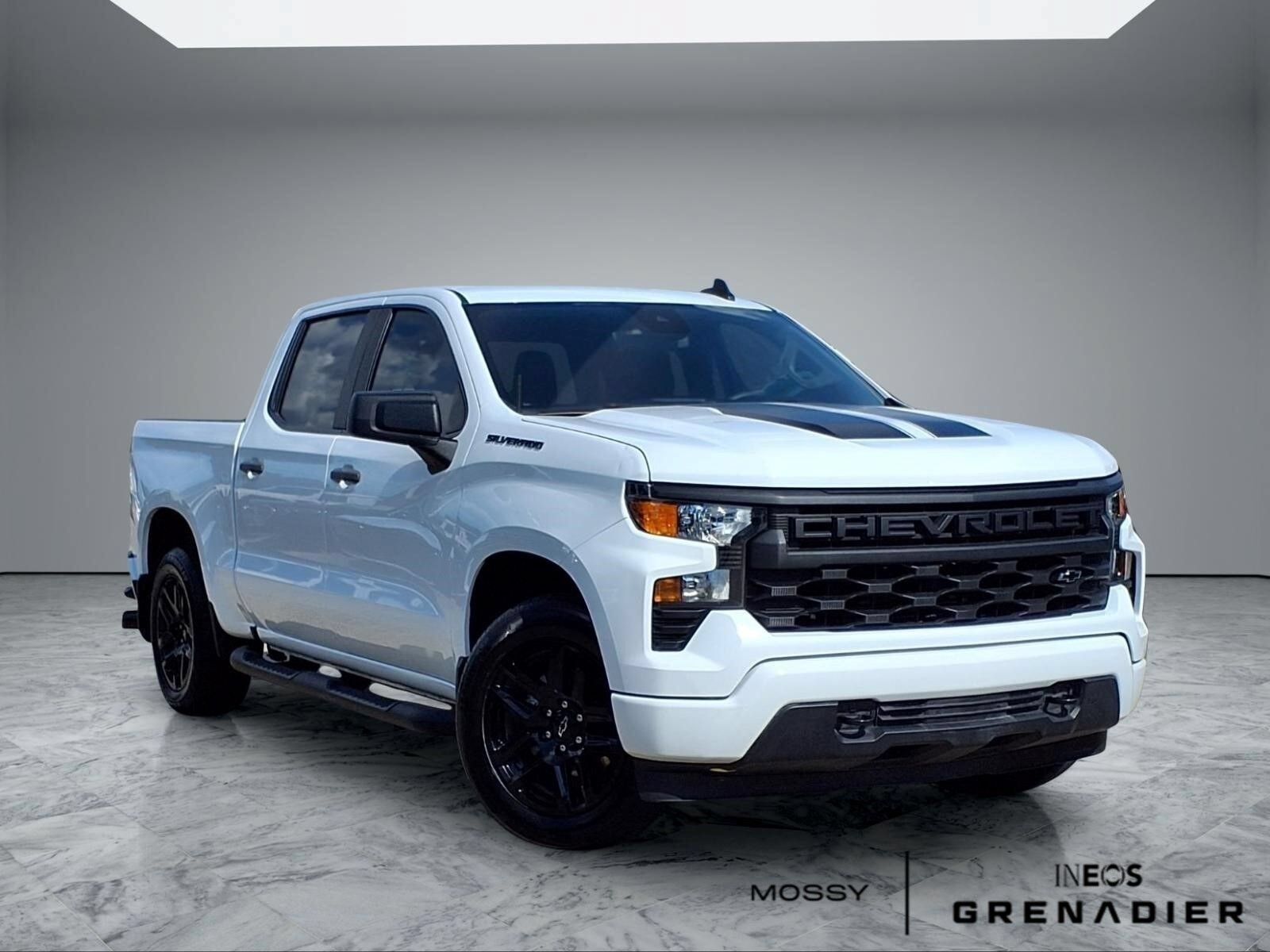 2023 CHEVROLET Silverado