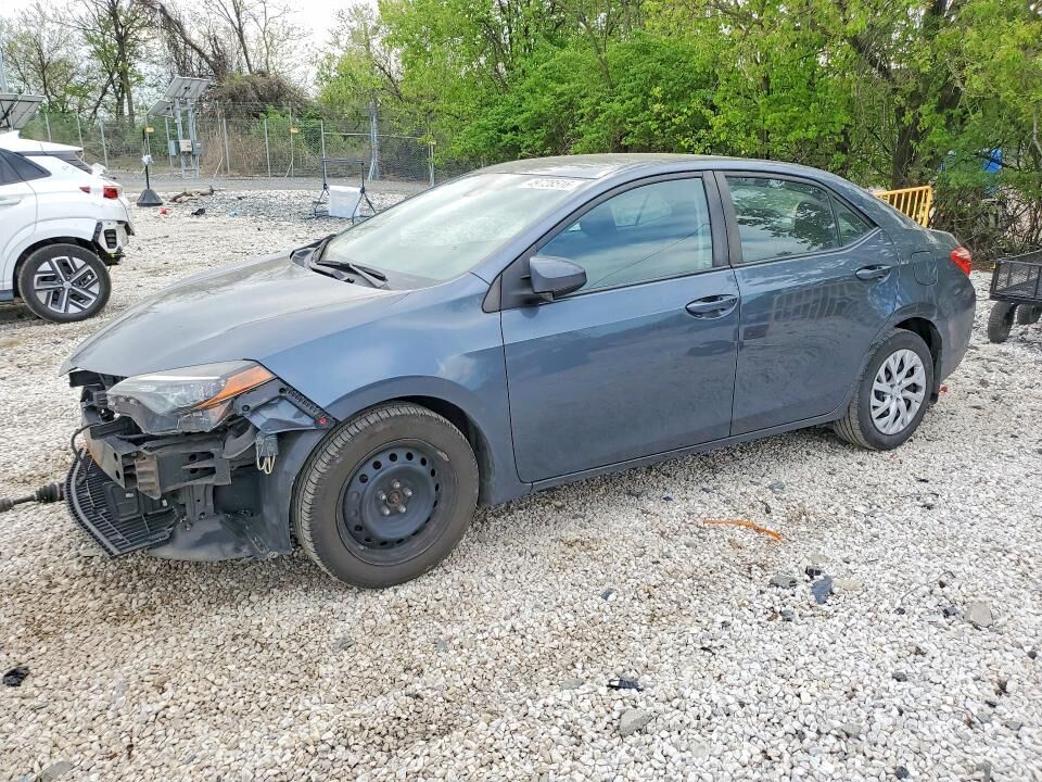 2017 TOYOTA Corolla