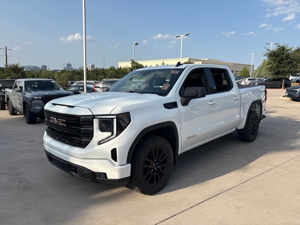 2024 GMC Sierra