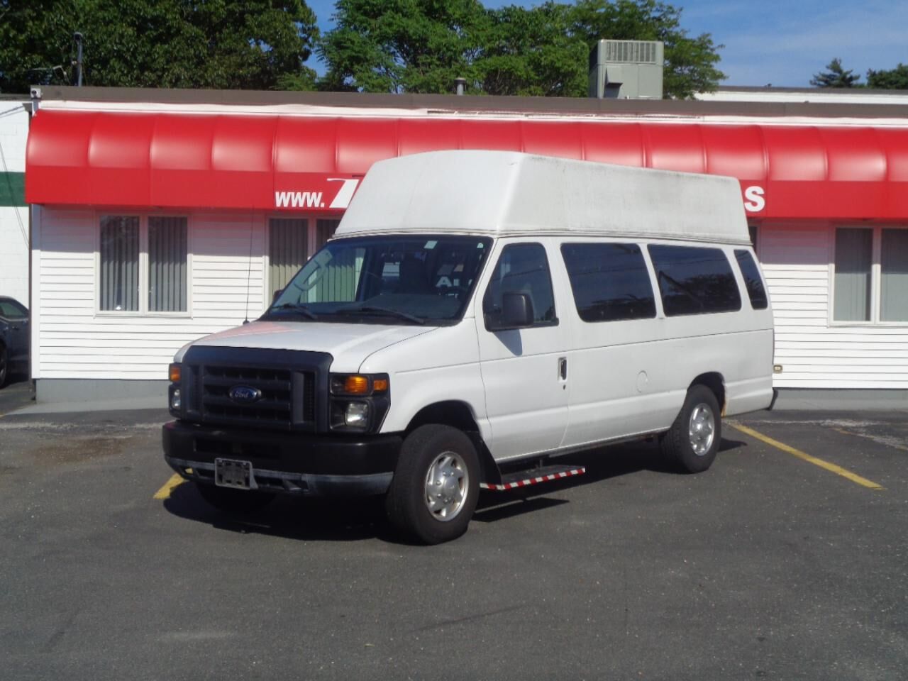 2013 FORD E-250