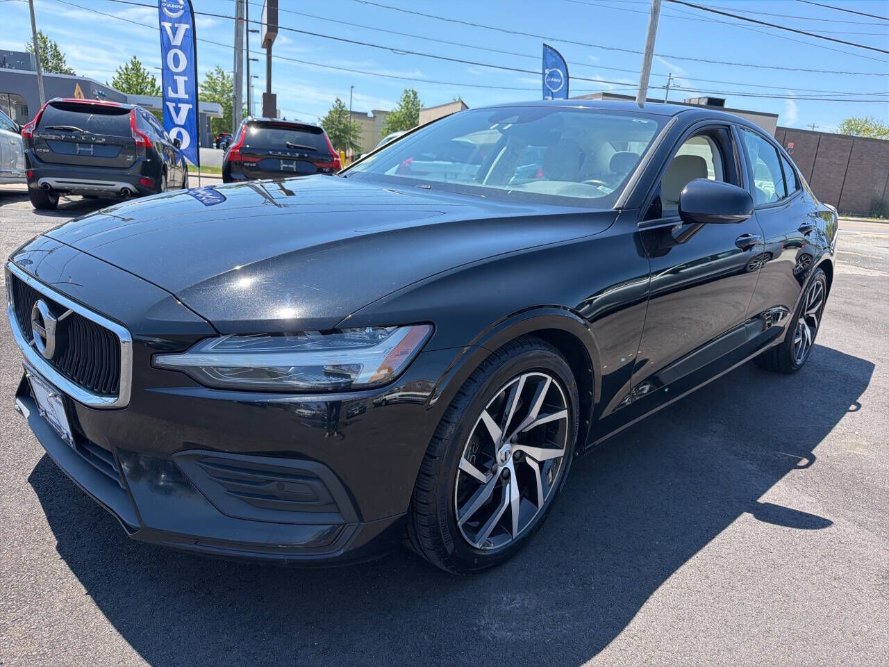 2020 VOLVO S60