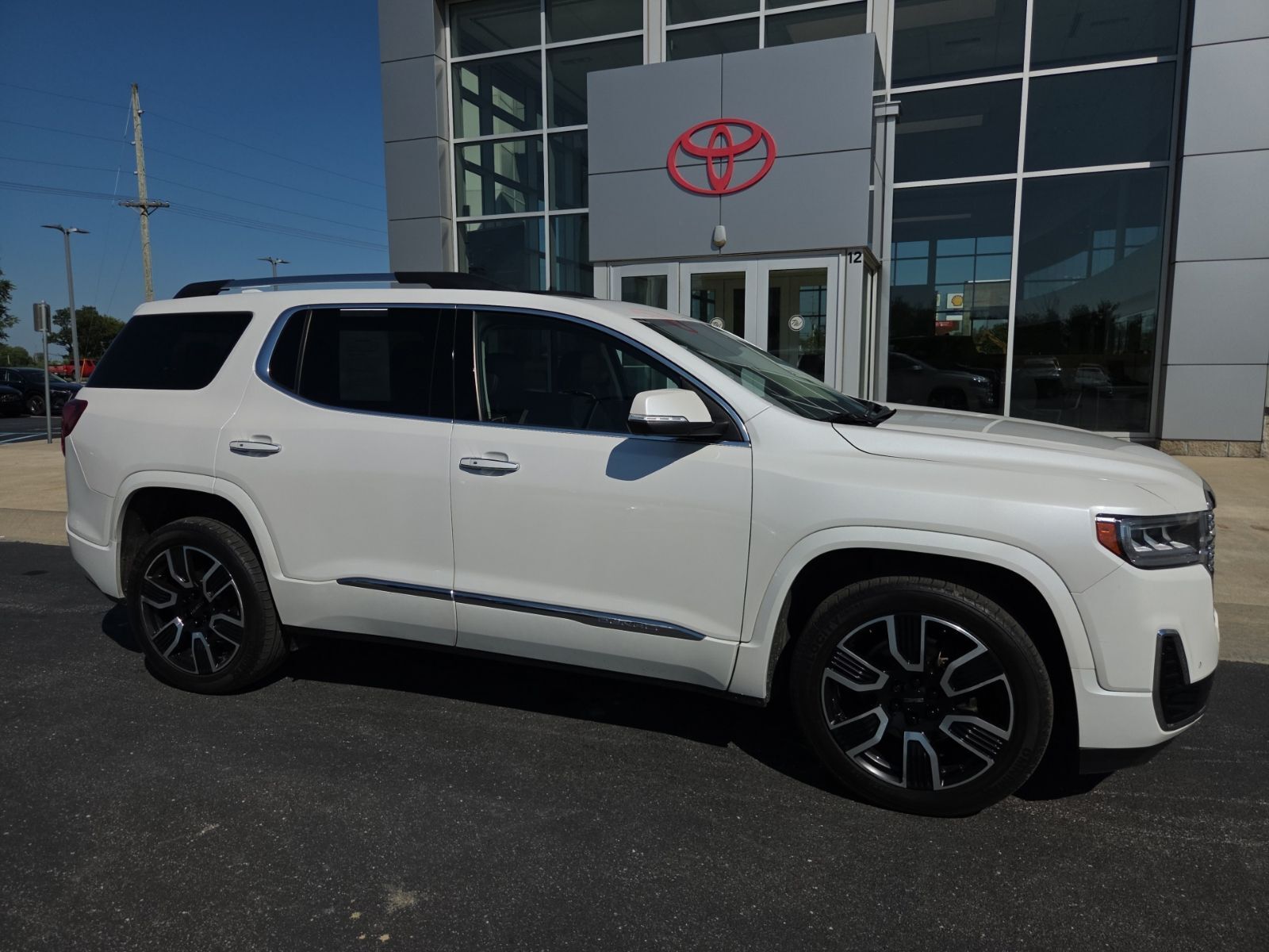 2022 GMC Acadia
