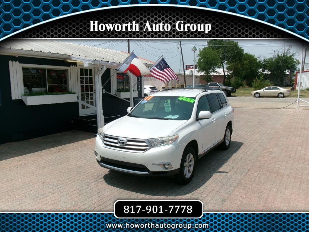 2011 TOYOTA Highlander