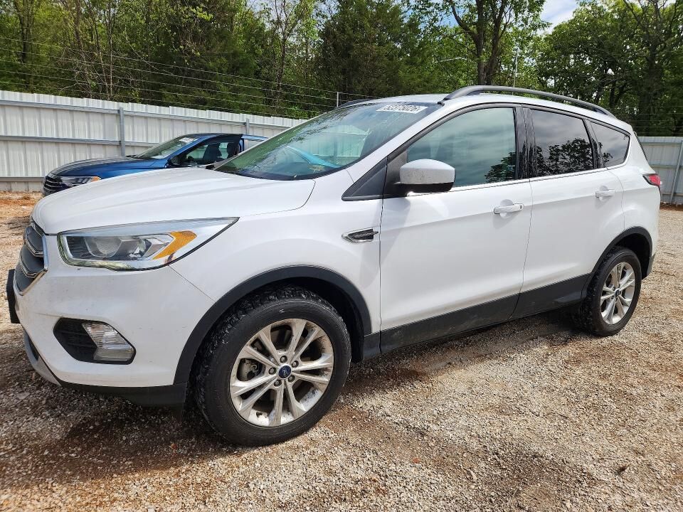 2017 FORD Escape