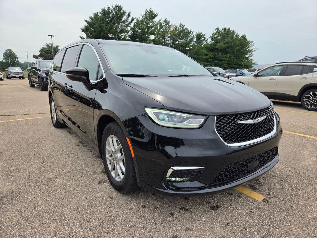 2025 CHRYSLER Pacifica
