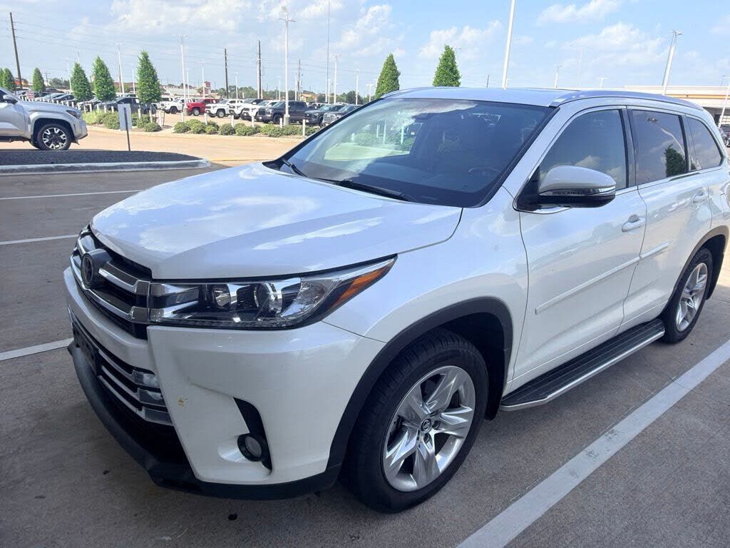 2018 TOYOTA Highlander