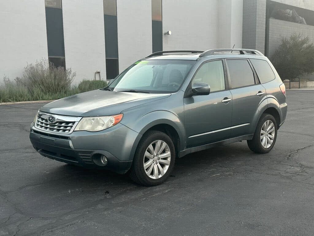 2013 SUBARU Forester