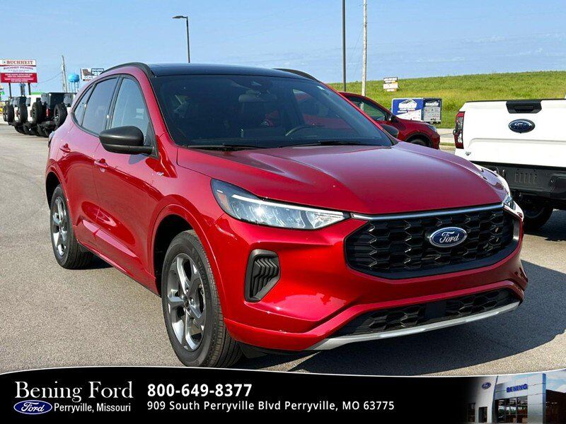 2024 FORD Escape