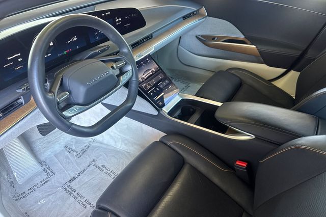 2025 LUCID Air