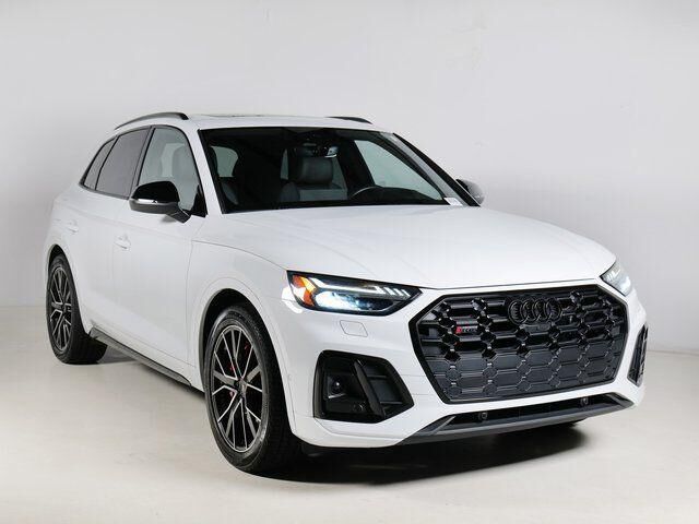 2023 AUDI SQ5