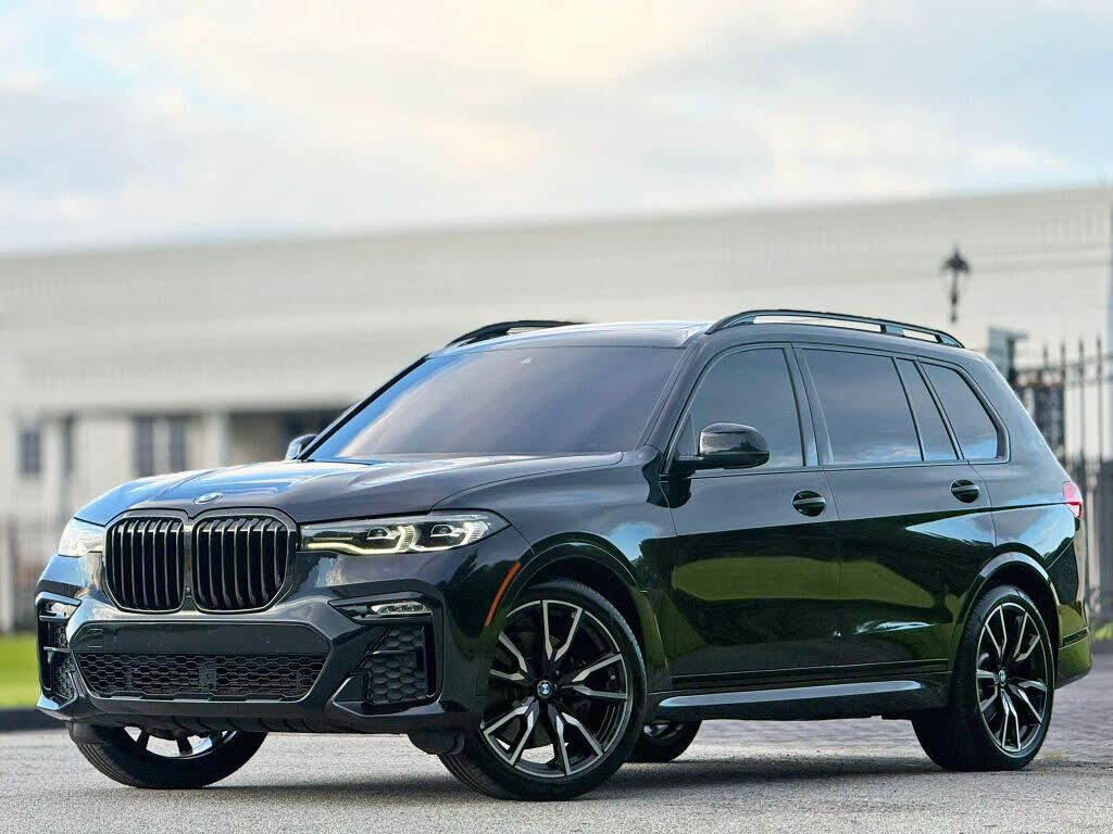 2022 BMW X7