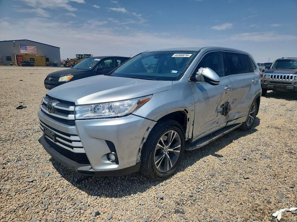 2018 TOYOTA Highlander