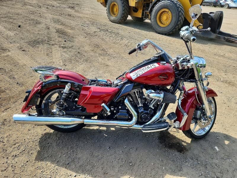 2013 HARLEY DAVIDSON CVO Road King 5