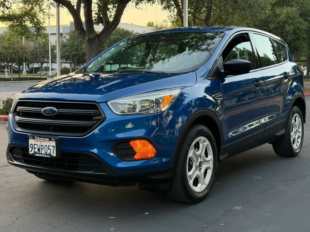 2017 FORD Escape