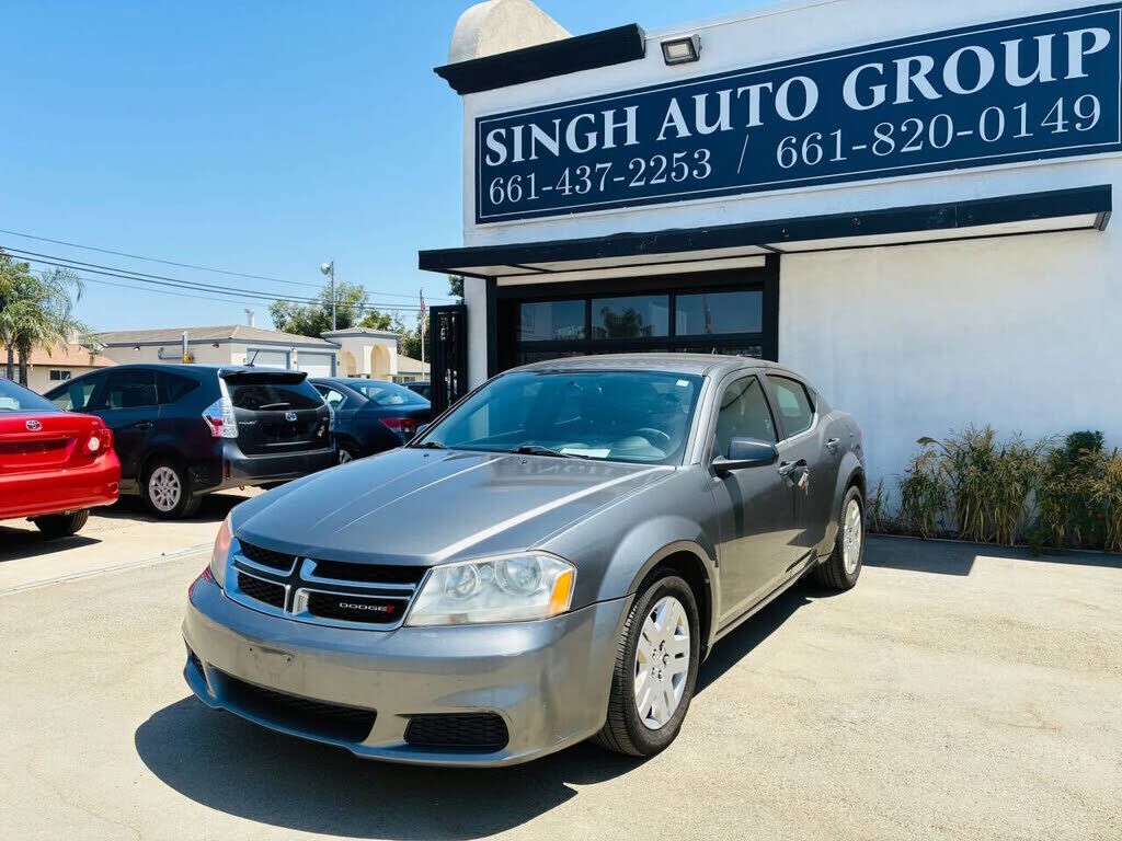 2013 DODGE Avenger