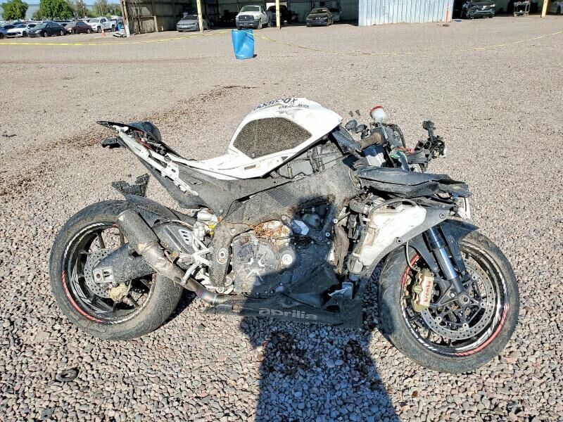 2010 APRILIA RSV4 R