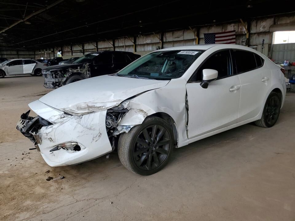2017 MAZDA Mazda3