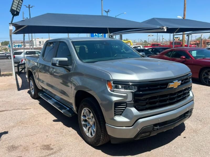 2024 CHEVROLET Silverado