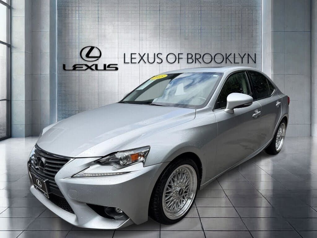 2015 LEXUS IS