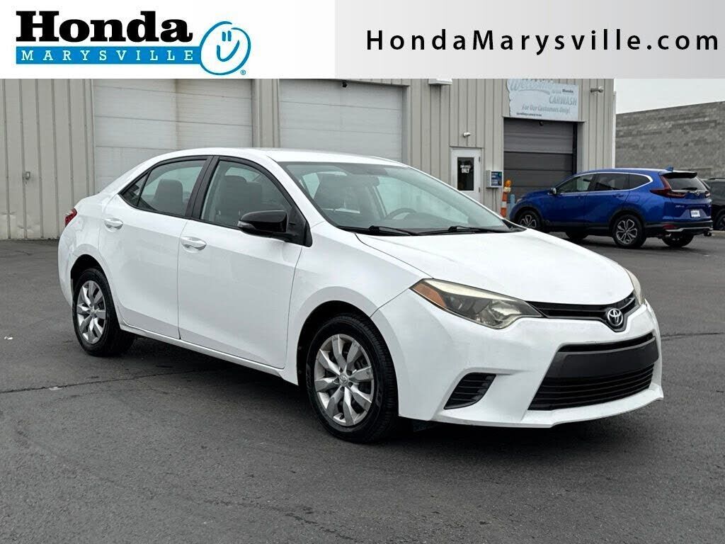 2016 TOYOTA Corolla