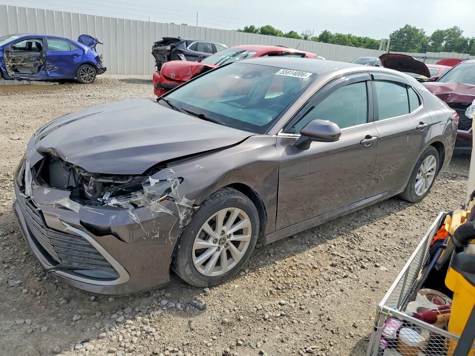 2022 TOYOTA Camry