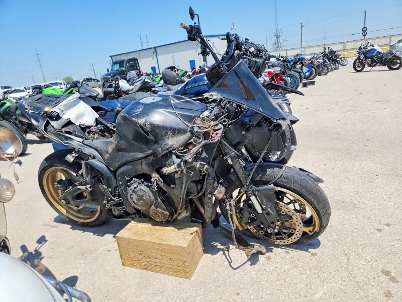 2008 HONDA CB