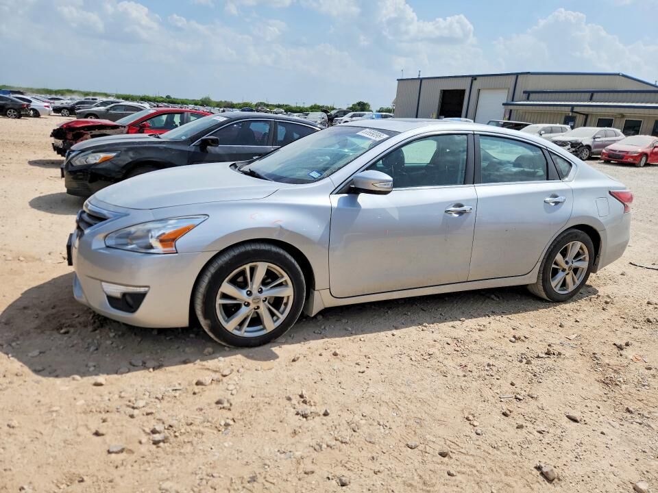 2015 NISSAN Altima