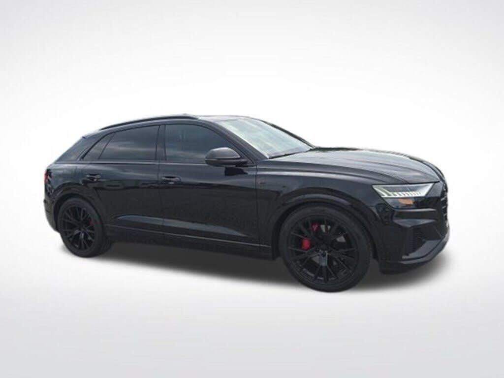 2023 AUDI Q8