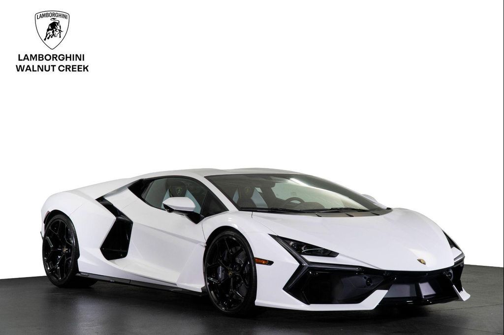 2026 LAMBORGHINI Revuelto
