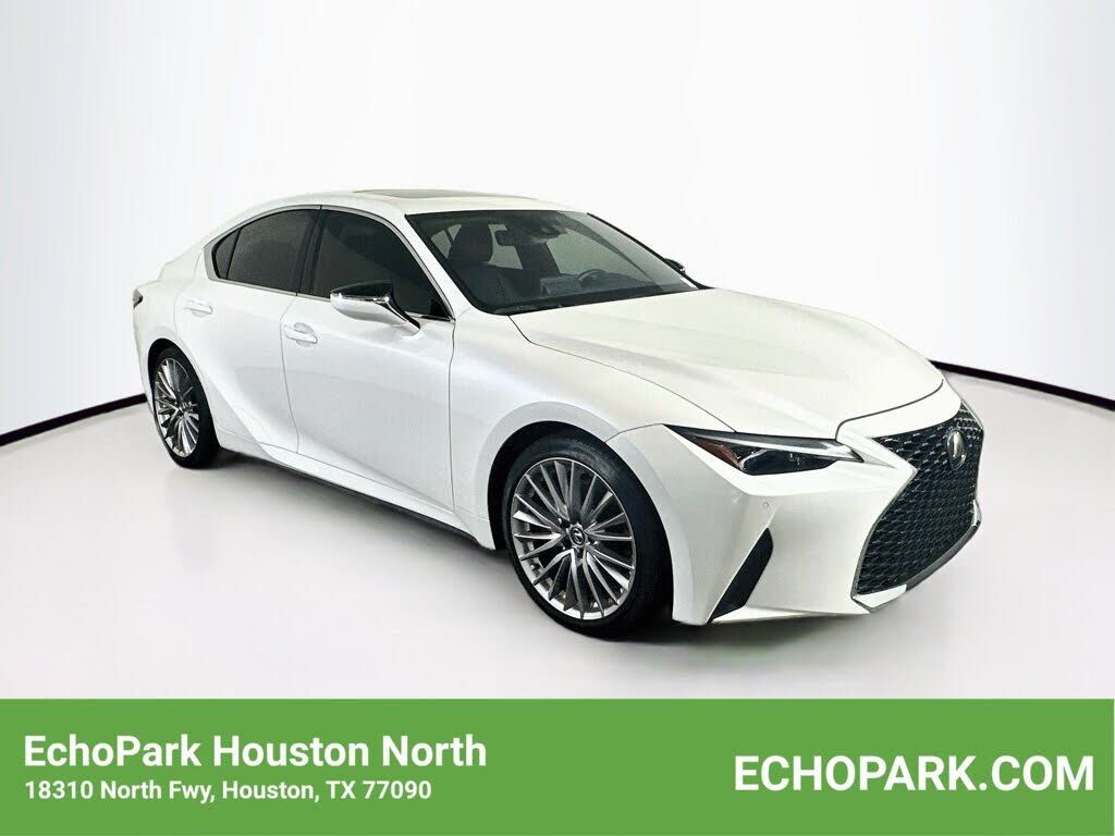 2023 LEXUS IS