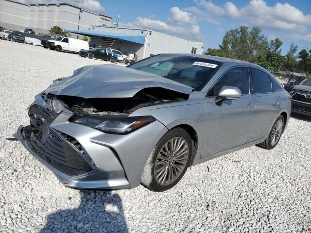 2021 TOYOTA Avalon