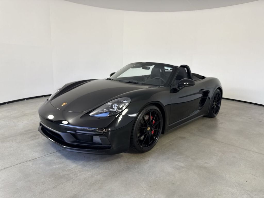 2025 PORSCHE 718