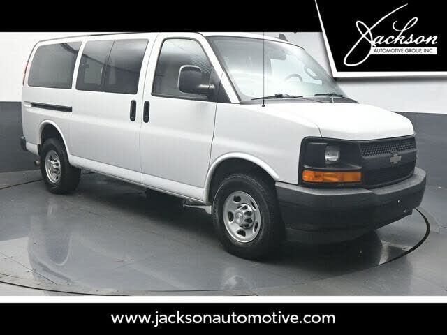 2017 CHEVROLET Express
